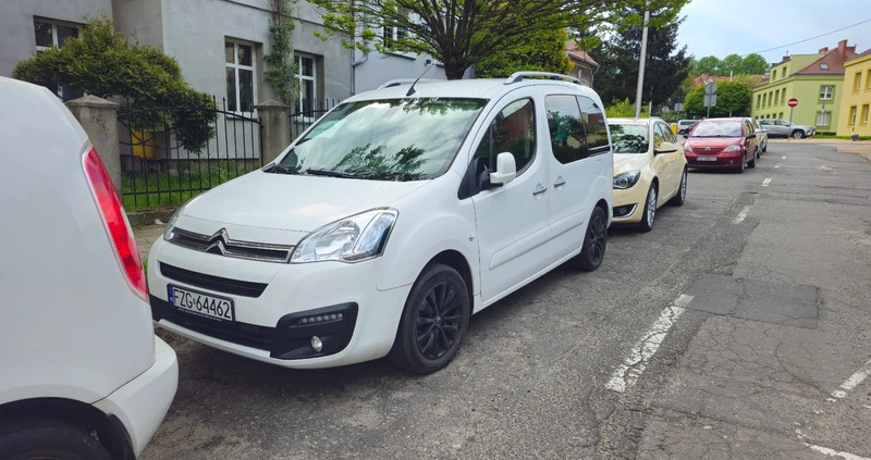 Citroen Berlingo cena 42900 przebieg: 118000, rok produkcji 2017 z Góra małe 667